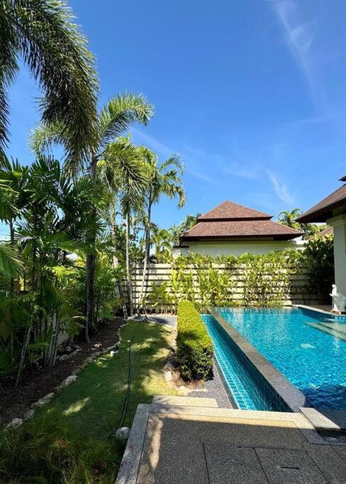 Balinese Pool Villa At Baan Bua, Nai Harn Rawai Exterior photo