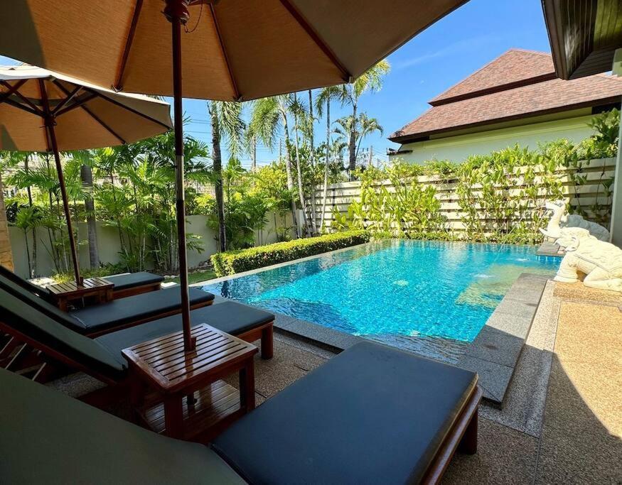 Balinese Pool Villa At Baan Bua, Nai Harn Rawai Exterior photo