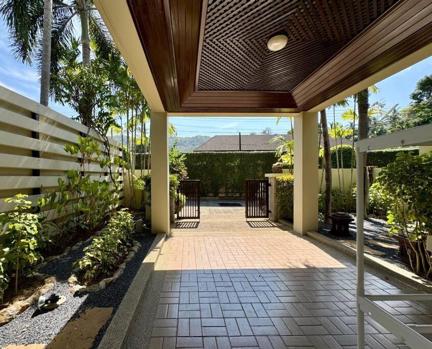 Balinese Pool Villa At Baan Bua, Nai Harn Rawai Exterior photo