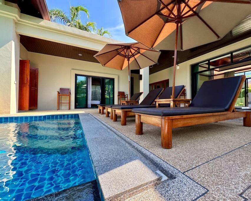 Balinese Pool Villa At Baan Bua, Nai Harn Rawai Exterior photo