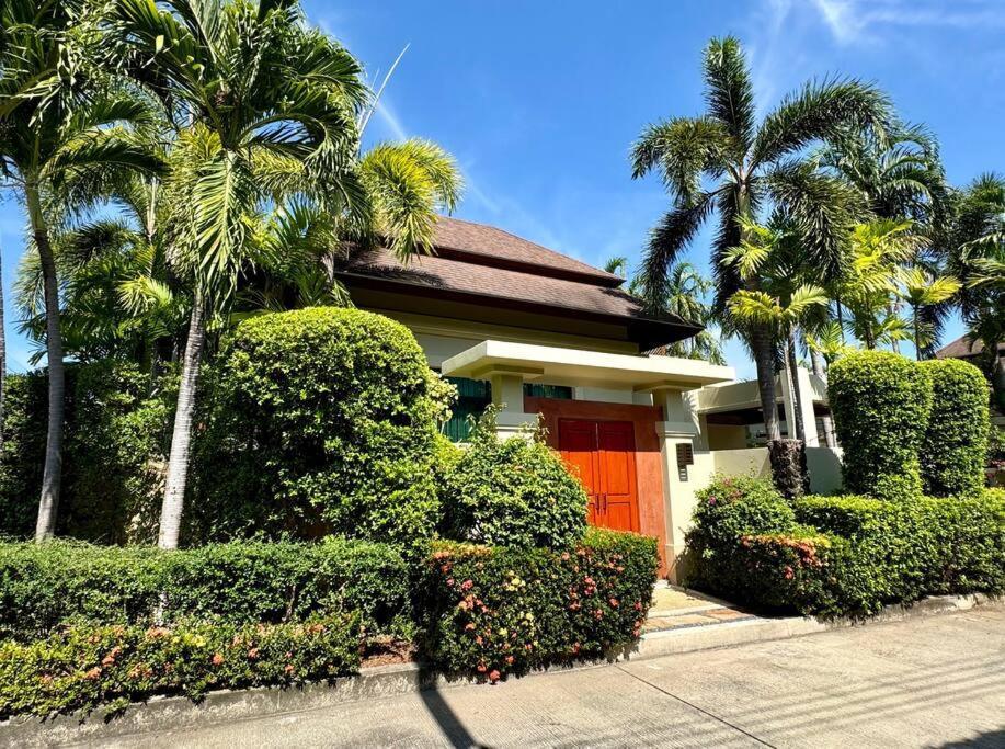 Balinese Pool Villa At Baan Bua, Nai Harn Rawai Exterior photo